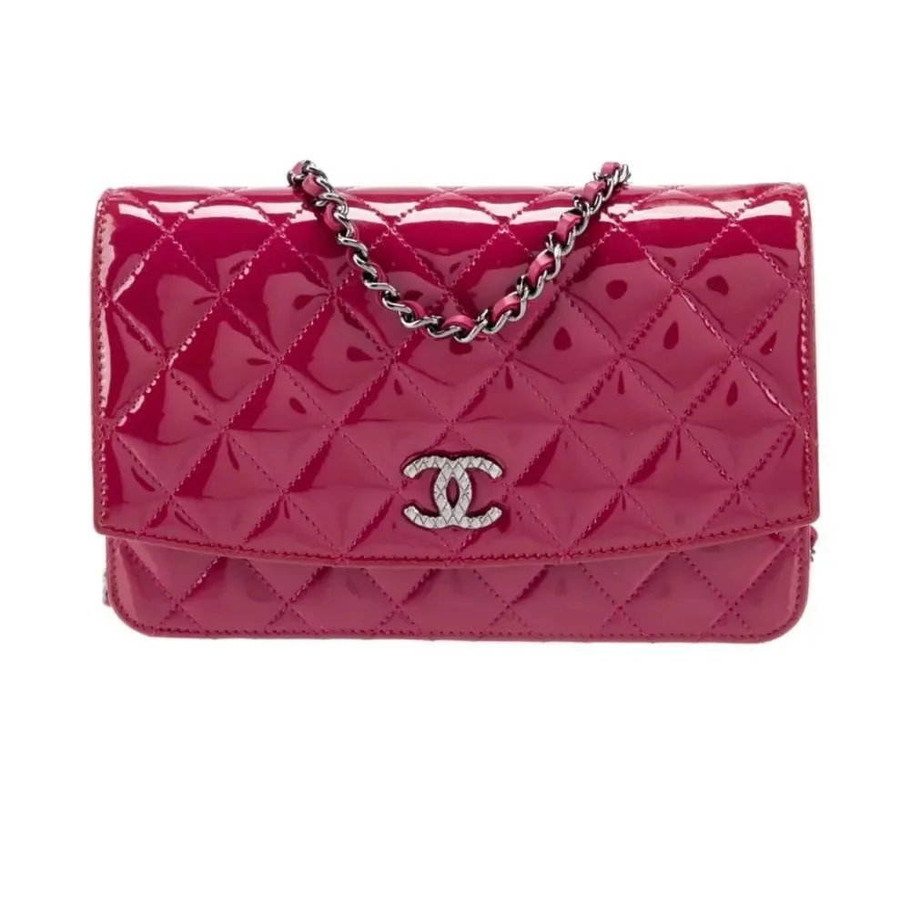 Auth Chanel Brilliant Pink Quilted Patent Leather Wallet on Chain (WOC) Clutch